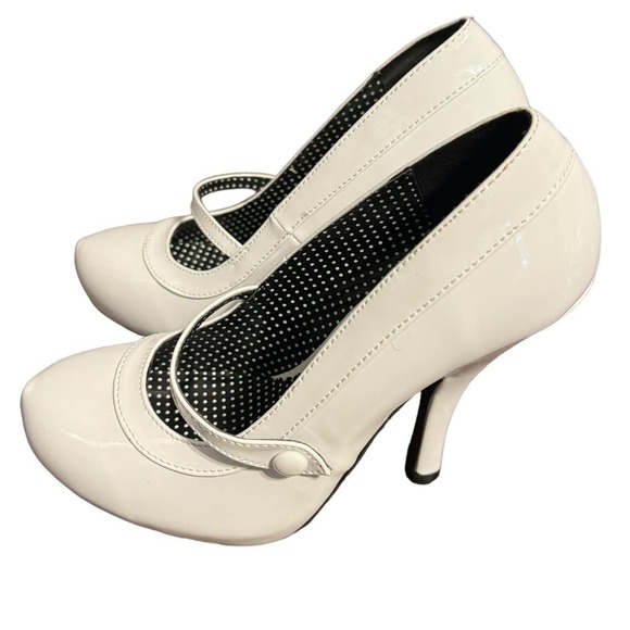 Pleasers Shoes - Pleasers Pin Up Couture White Cutie Pie Mary Jane Heels Sz 7 NWOT